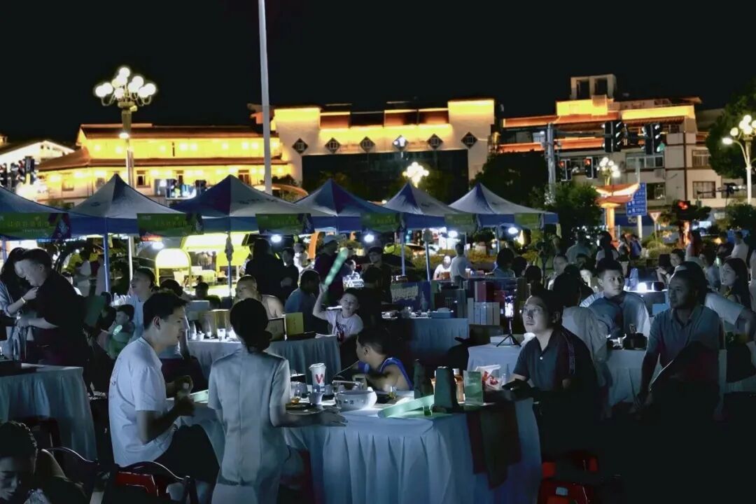 武夷山闽超第二现场赛事聚人气夜经济焕活力(图6)